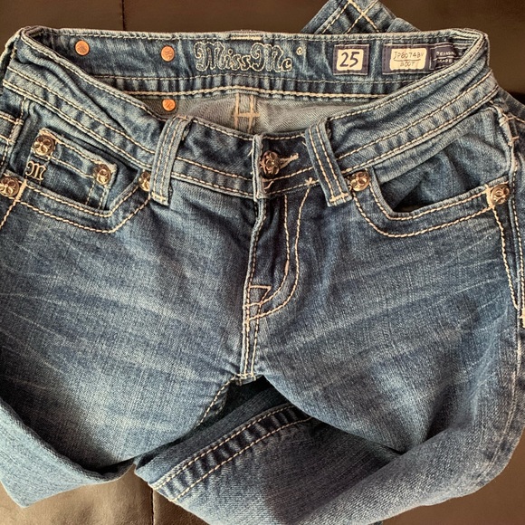 Size 25 miss me jeans *FREE GIFT W/ PURCHASE* - Picture 3 of 3